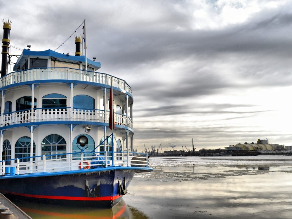 ship-g11c8130a6_1920