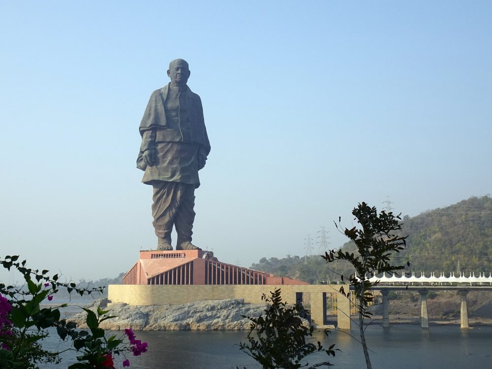 statue-gec9b32dc3_1920